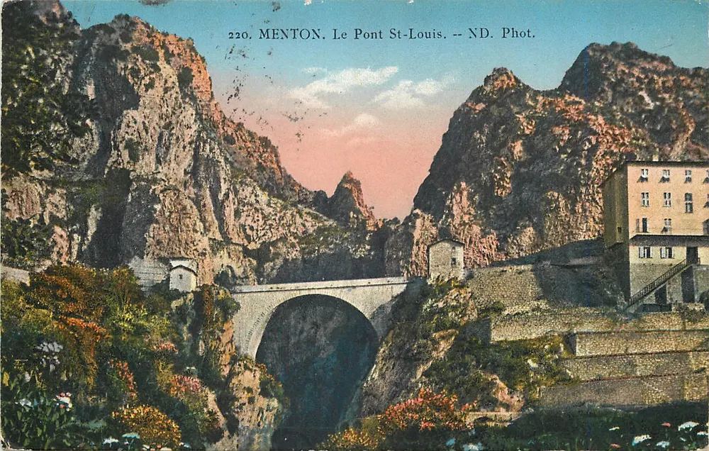 Menton. O Ponte Saint-Louis — vista do ponte de pedra entre falésias — ND. Fot. n°220 - Frente