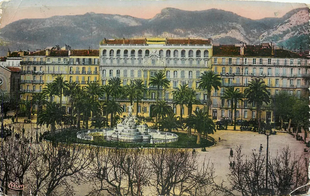OULON (Var) — Place de Liberté — editor Corbin & Bacon - Frente