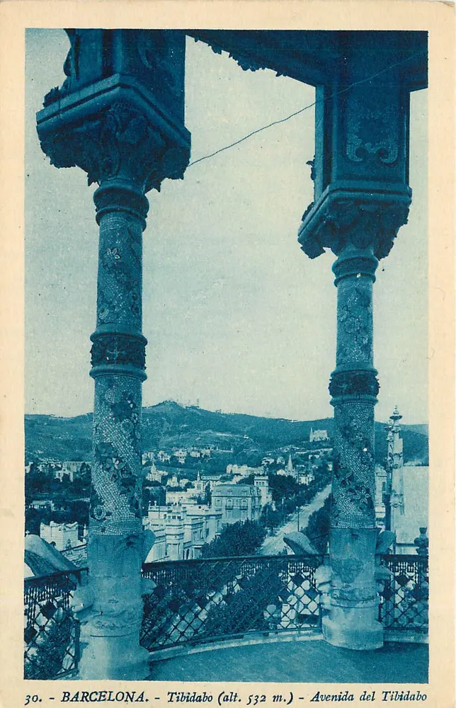 Barcelone - Tibidabo (alt. 532 m.) - Avenida del Tibidabo — L. Roisin, fol., Barcelona, n° 30 - Recto