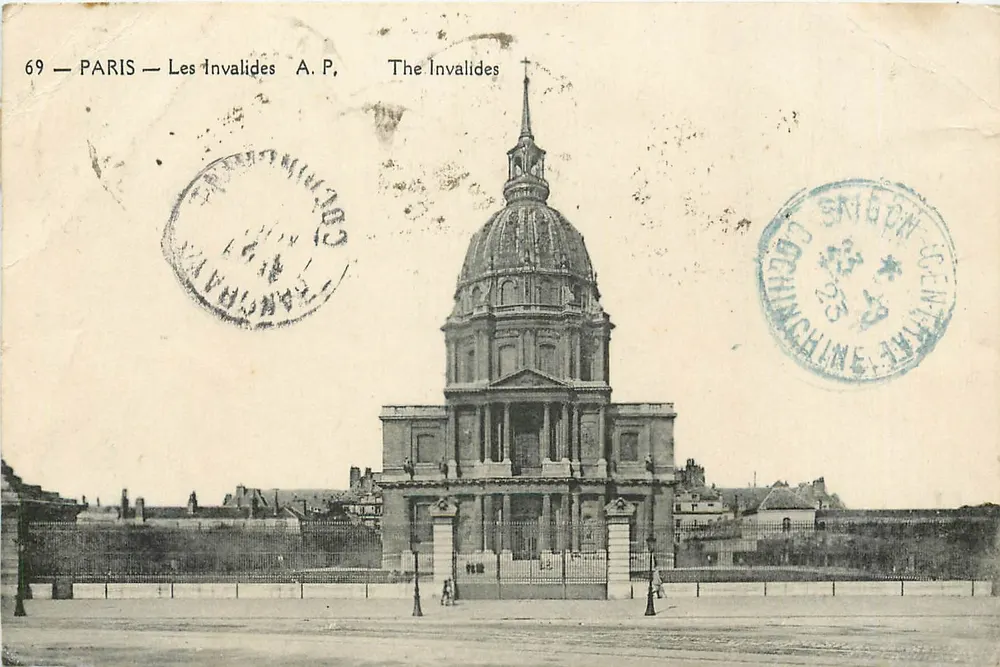 Paris — Les Invalides — A.P. The Invalides - Frente