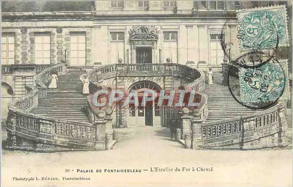 Palais de Fontainebleau — L'Escalier du Fer à Cheval — Phototypie L. MÉNAUB, Fontainebleau - Recto