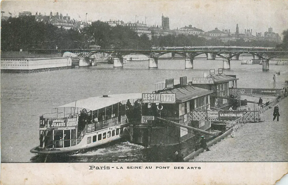 Paris - La Seine au Pont des Arts — bateau de passagers avec publicités - Recto