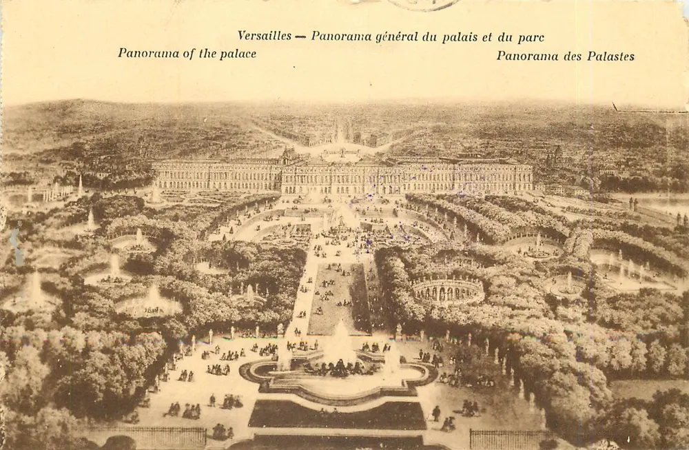 Versalhes — Panorama geral do palácio e do jardim — Panorama dos Palácios - Frente