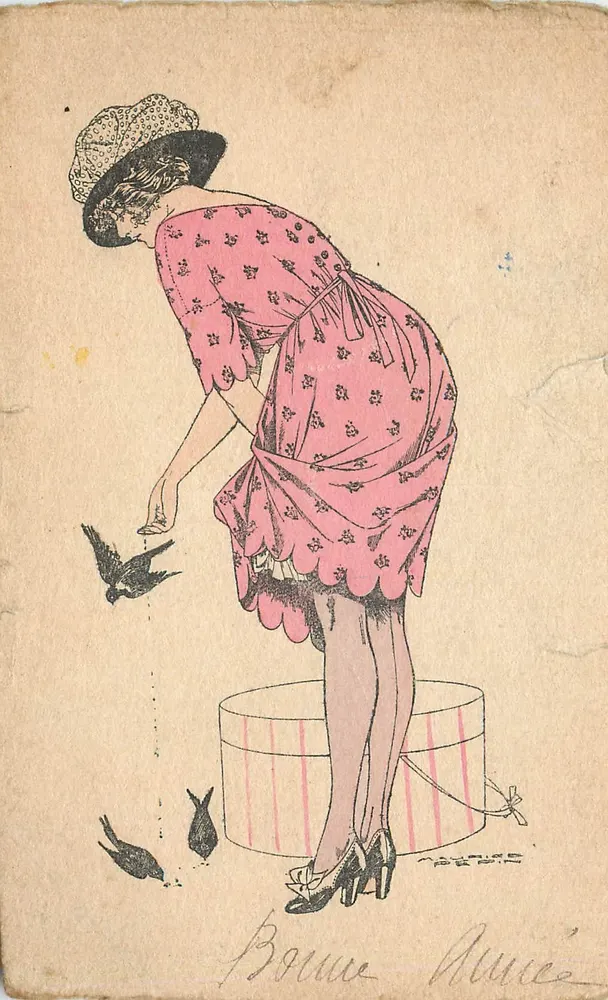 Femme en robe rose nourrissant des oiseaux — Maurice Pédin — n° 17 - Frente