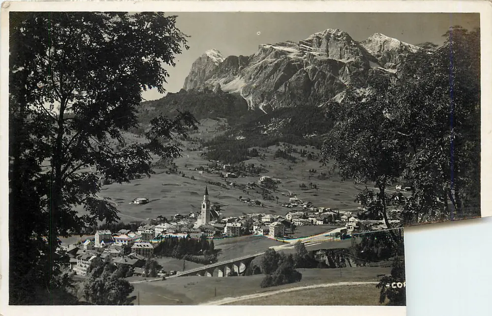 Campolieto — vista panorâmica — Fot. A. Zardini, d'Ampezzo - Frente