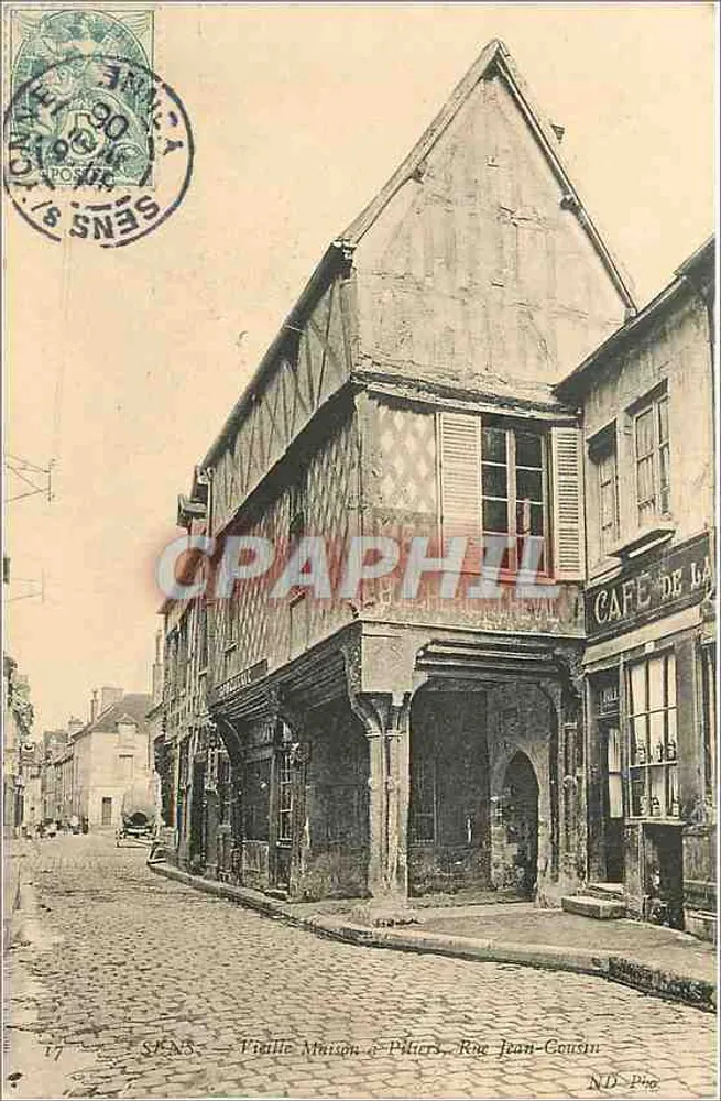 Sens - Altes Haus mit Säulen, Straße Jean-Couin — ND Pig - Vorderseite