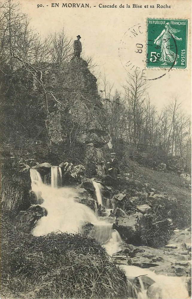 No Morvan - Cachoeira da Bise e sua Rocha — Cliché E. Caillo em Autun - Frente
