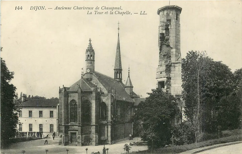 Dijon — Alte Chartreuse von Champmol, Die Turm und die Kapelle — LL. - Vorderseite