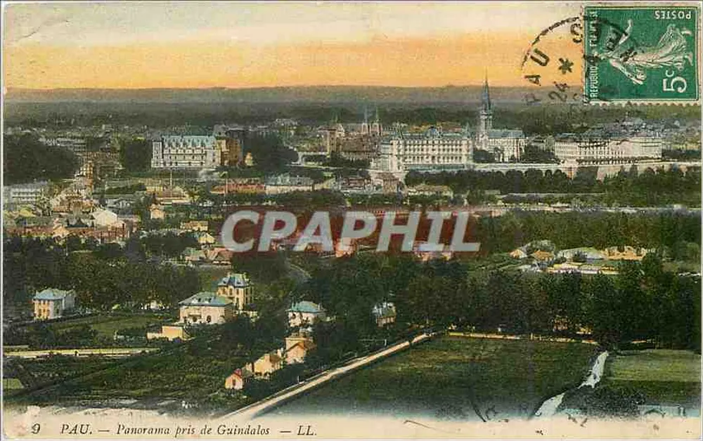 PAU — Panorama pris de Guindalos — LL. — éditeur LL. n°9 - Frente