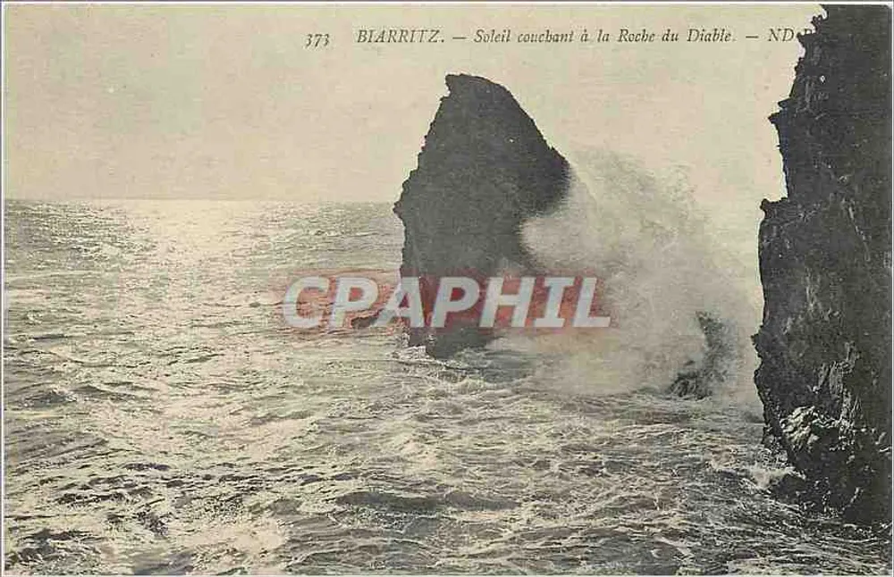 Biarritz — Pôr do sol na Roche du Diable — ND - Frente