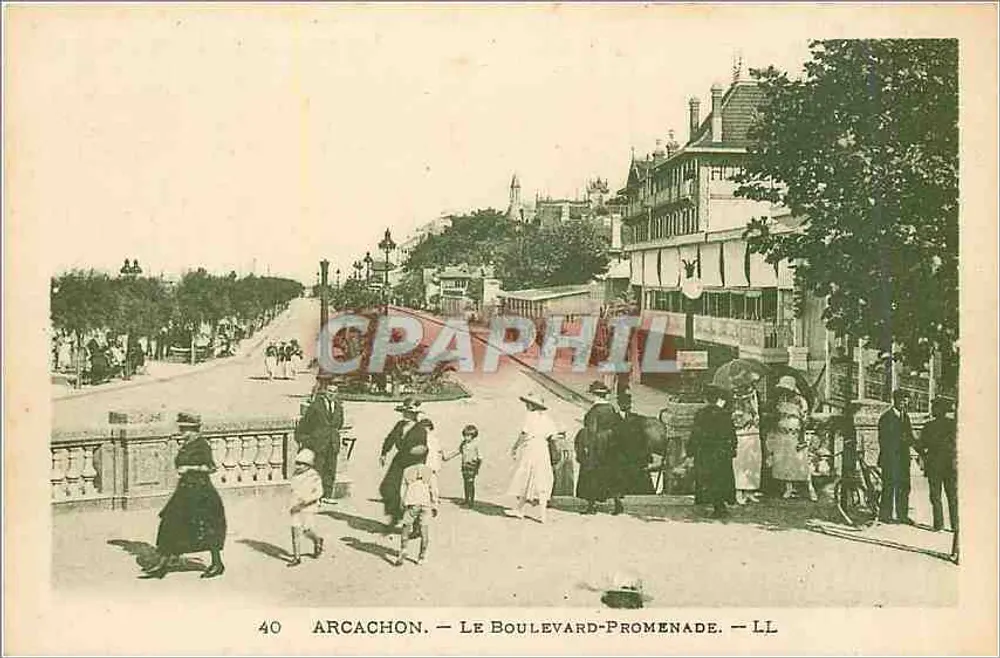 Arcachon — Os Boulevards-Promenade — LL - Frente