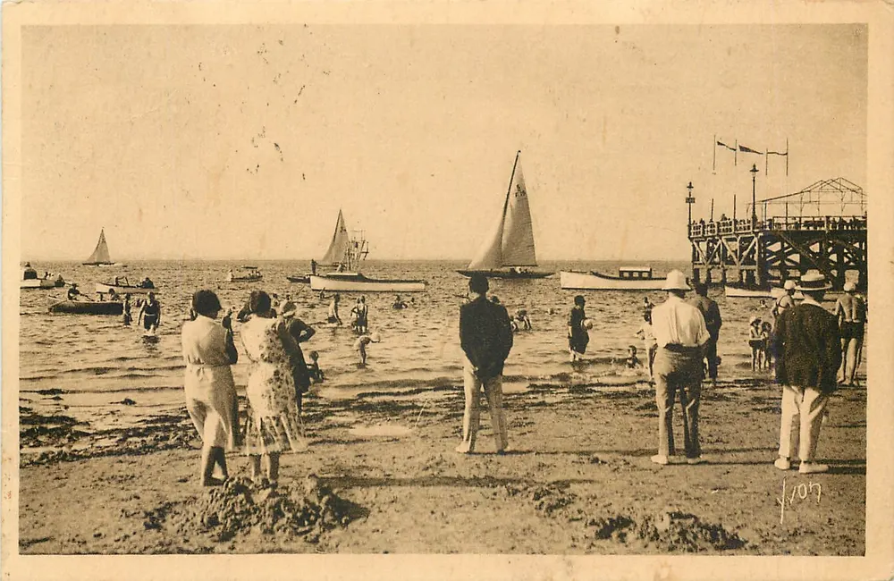 Arcachon — A Praia — Edições de Arte Marcel - Frente