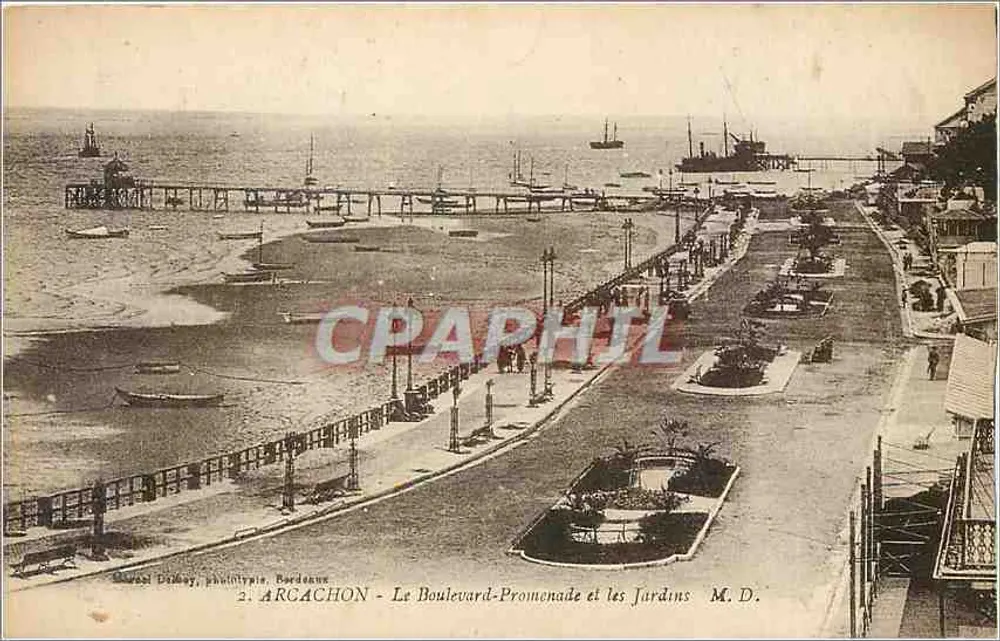 Arcachon - Le Boulevard-Promenade et les Jardins — Marcel Dilmay, phototypie, Bordeaux, n°2 - Recto