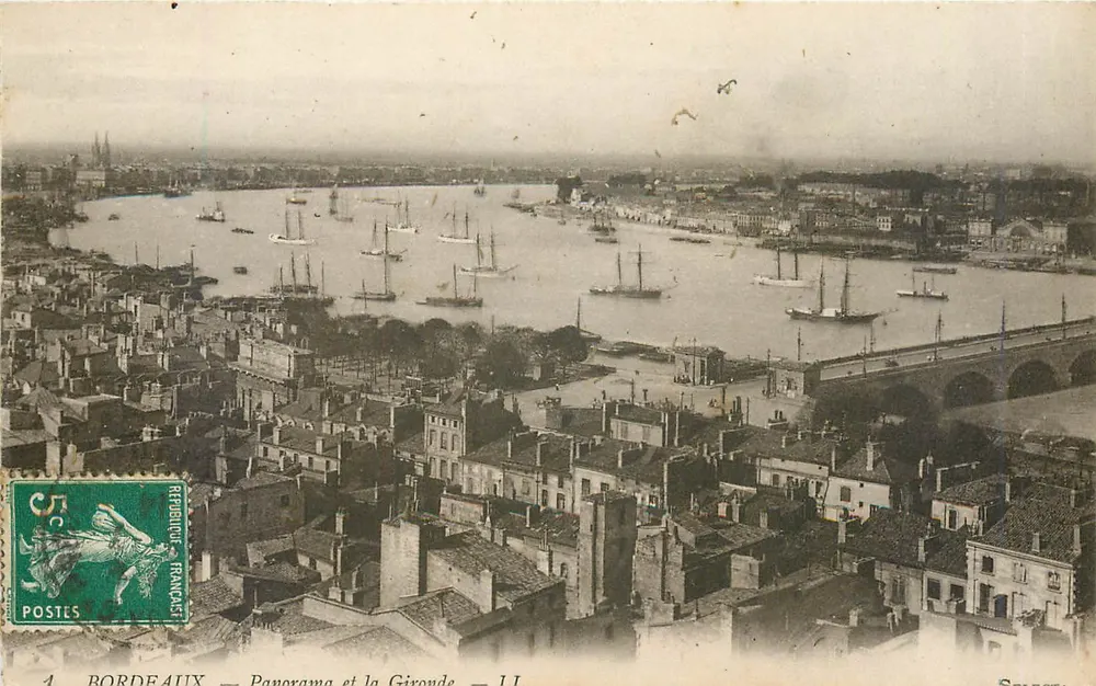 Bordeaux — Panorama e a Gironde — II — Editor: Sociedade das Cartas Postais da França - Frente
