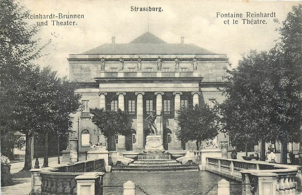 Straßburg. Fontaine Reinhardt und das Theater. - Vorderseite