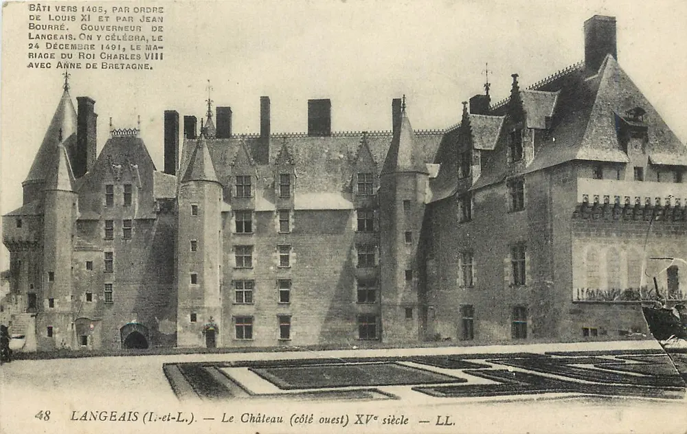 Langeais (Loire-Atlantique) — O Castelo (lado oeste) Século XV — LL. N° 48 - Frente