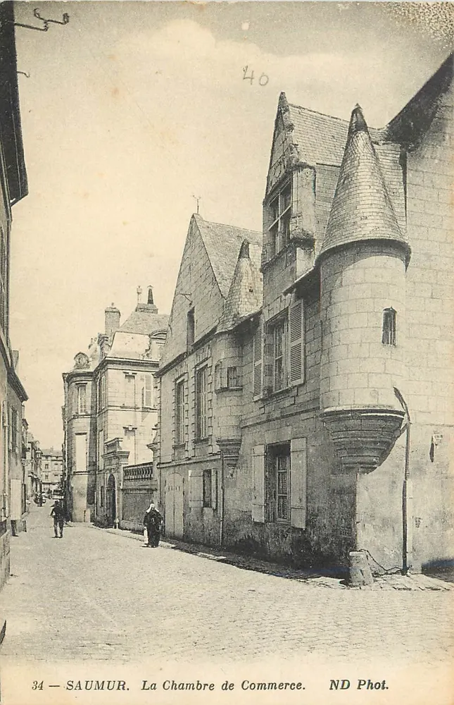Saumur — A Câmara de Comércio — ND Phot. - Frente