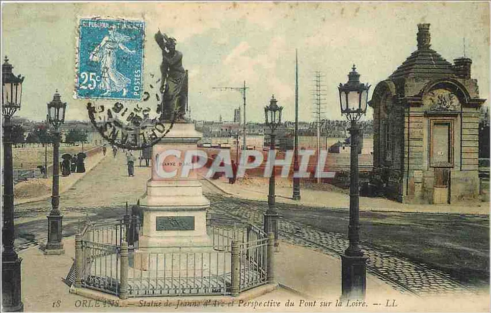 Orléans — Statue der Jeanne d'Arc und Ansicht der Brücke über die Loire — LL - Vorderseite