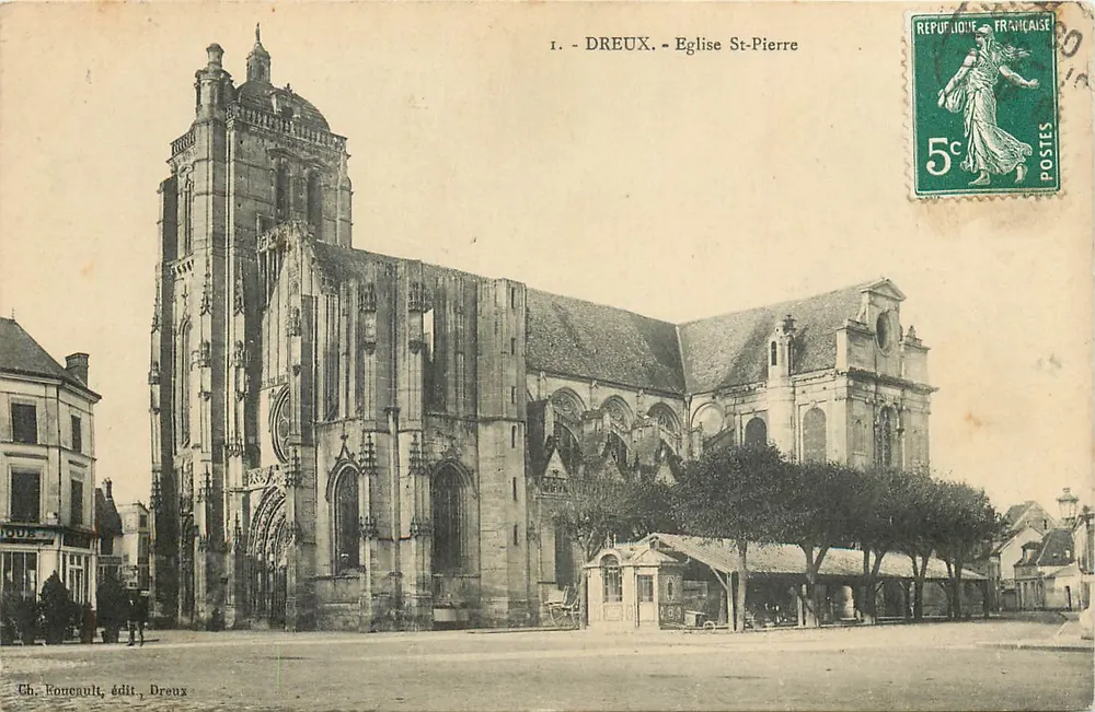 Dreux - Igreja de São Pedro — vista do edifício com seu campanário — editor Ch. Koneault, Dreux, n°1 - Frente
