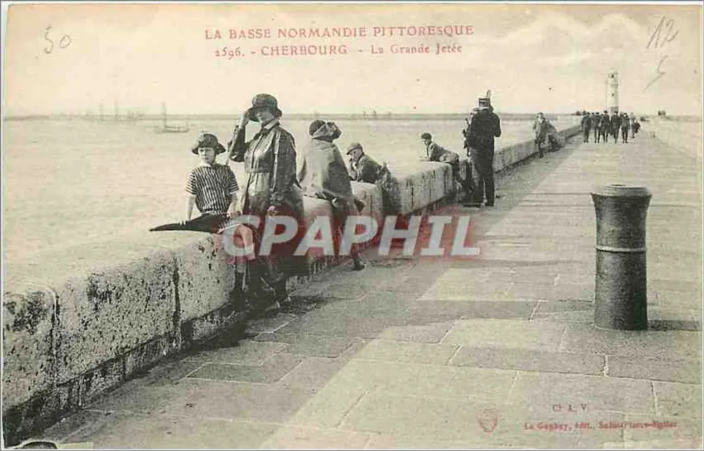 Cherbourg - A Grande Dique — A Basse Normandie Pittoresque, editor Le Gophay, n° 2596 - Frente