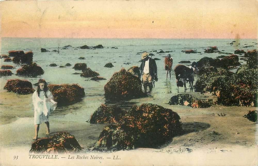 Trouville — Les Roches Noires — LL. n°93 - Frente