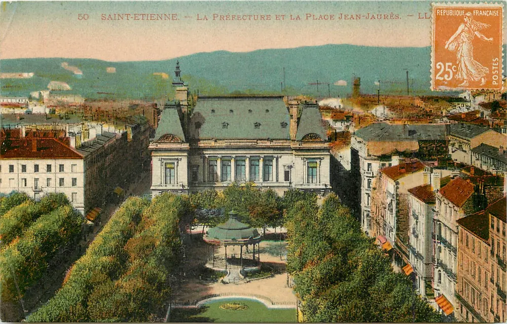 Saint-Étienne — La Préfecture et la Place Jean-Jaurès — LL - Recto
