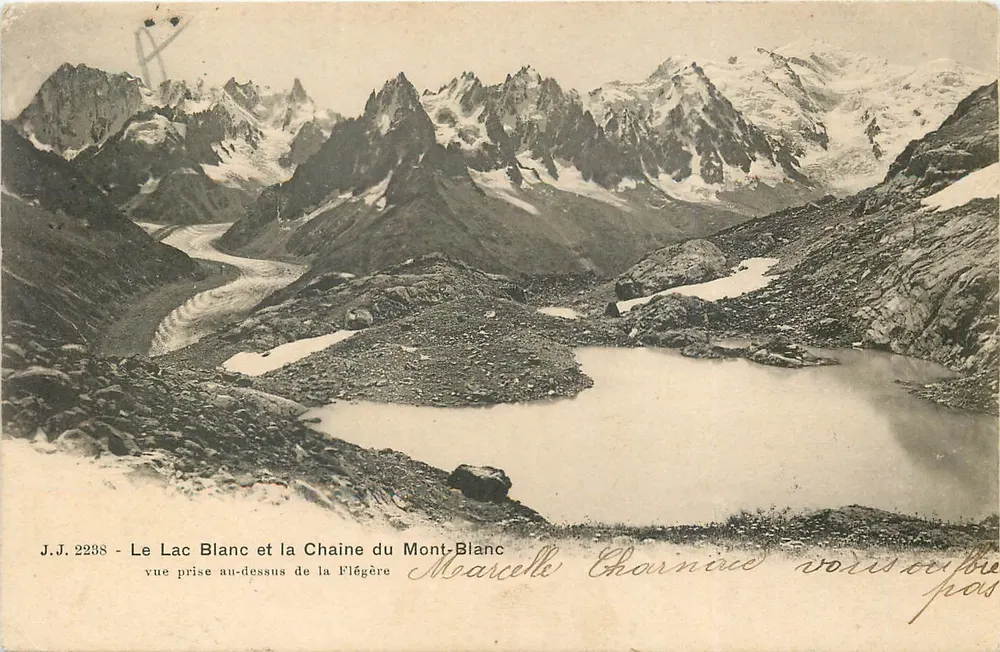 Le Lac Blanc et la Chaîne du Mont-Blanc — vue prise au-dessus de la Flégère — J.J. 2238 - Recto