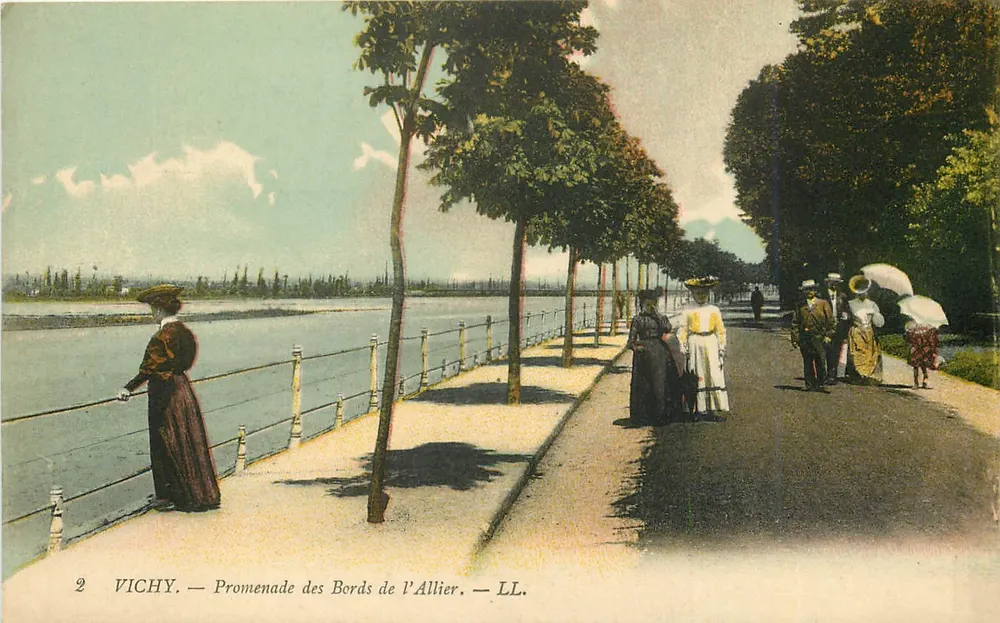Vichy — Promenade des Bords de l'Allier — LL. - Anverso
