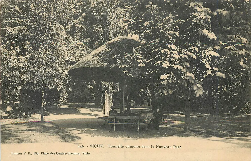 Vichy - Chinesische Pavillon im neuen Park — Verlag P. B., 1906 - Vorderseite
