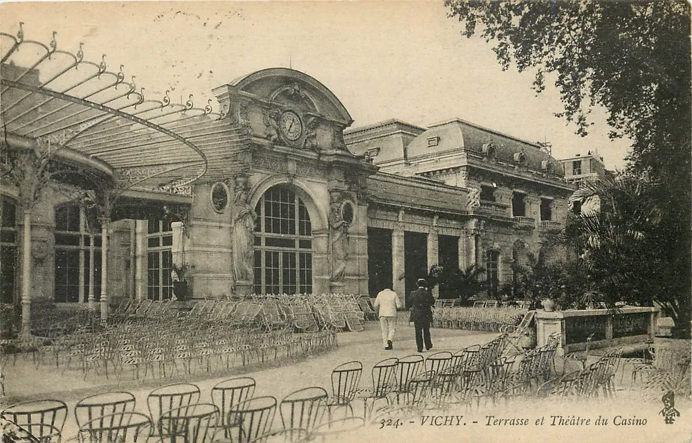 Vichy — Terrasse et Théâtre du Casino — éditeur anonyme, n° 324 - Recto