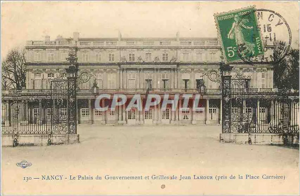 NANCY — Das Regierungsgebäude und die Tore von Jean Lamour (aufgenommen von der Place Carnière) - Vorderseite