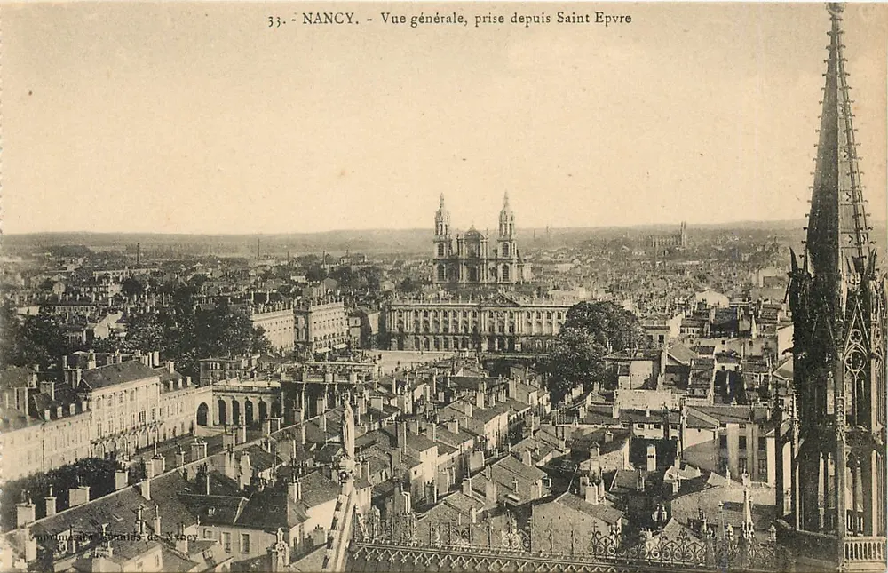 NANCY — Vista general, tomada desde Saint Epvre — Editor: imprenta Bonnies de Nancy, n° 33 - Anverso
