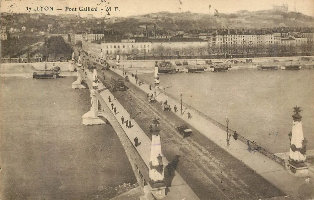 LYON — Pont Galliéni — M.F. n°37 - Recto