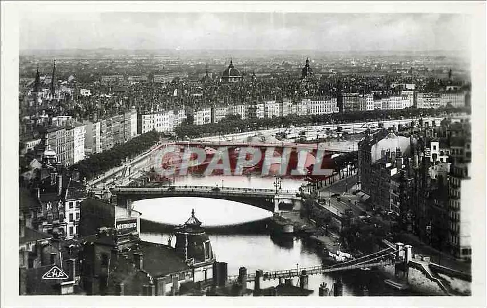 Paisagem urbana — Pontes sobre a Saône — C.A.P.-PHOTO, Paris - Frente