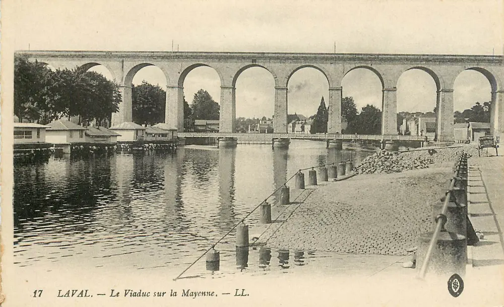 Laval — O Viaduto sobre a Mayenne — LL. - Frente
