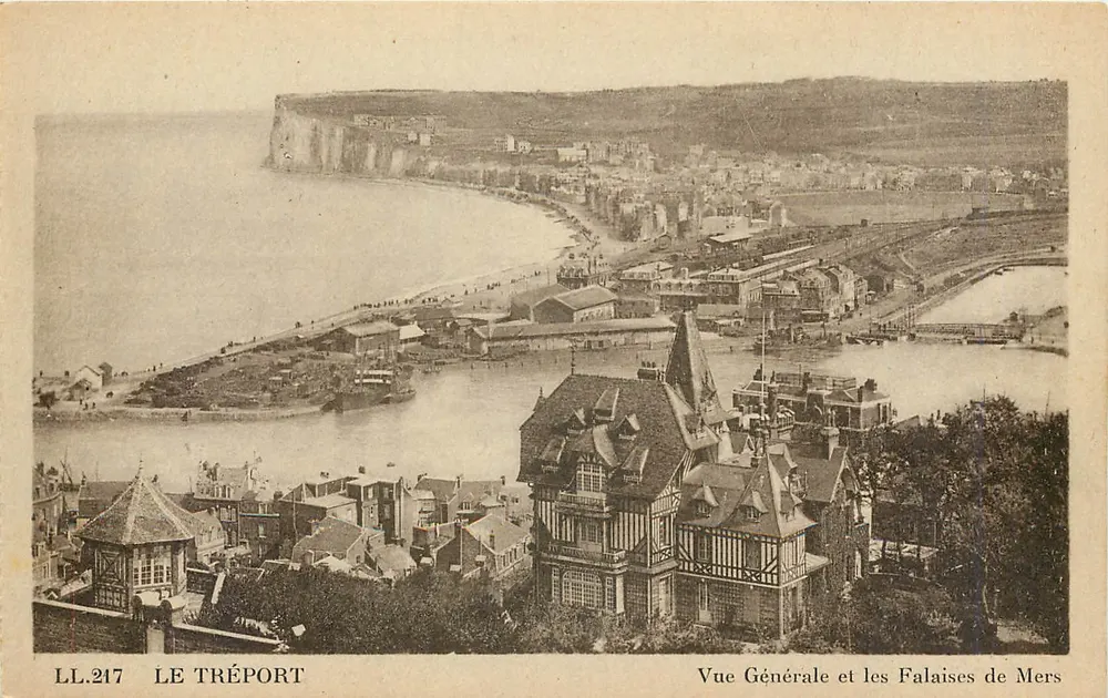 Le Tréport — Vue Générale et les Falaises de Mers — LL.217 — CPHAPhil - Recto