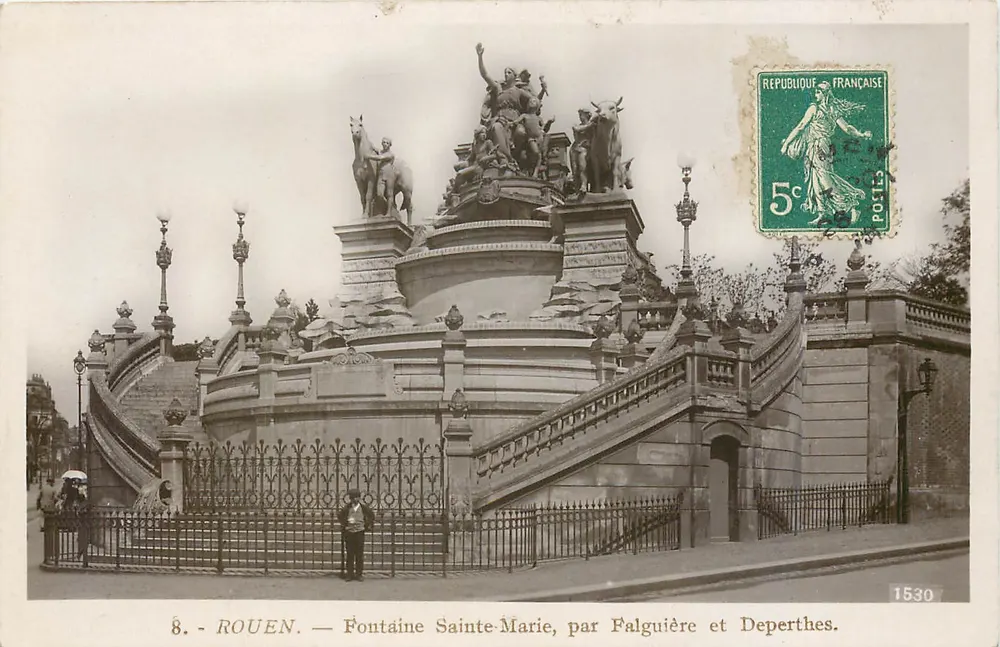 Rouen — Fonte Santa Maria, por Falguière e Deperthes - Frente