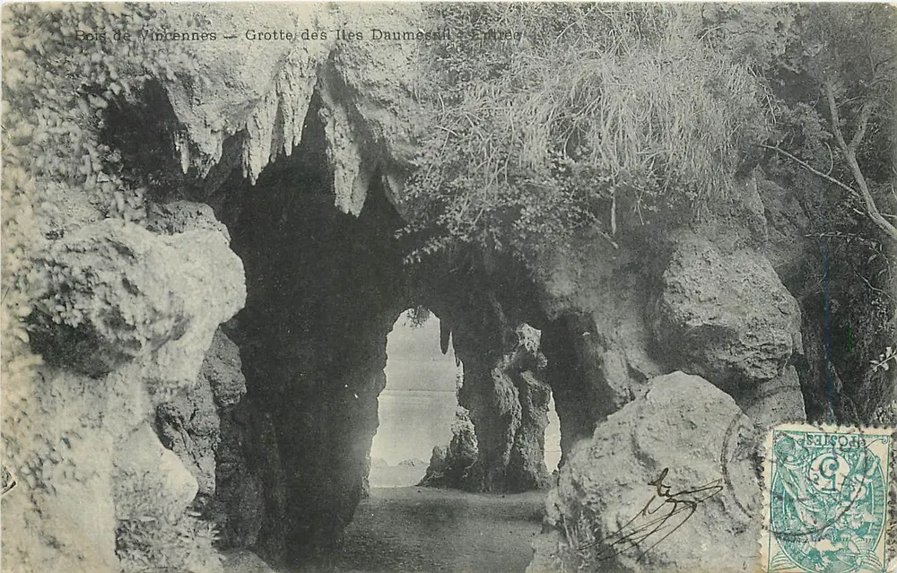 Bois de Vincennes — Grotte des Îles Daumèsad — Entrées - Recto