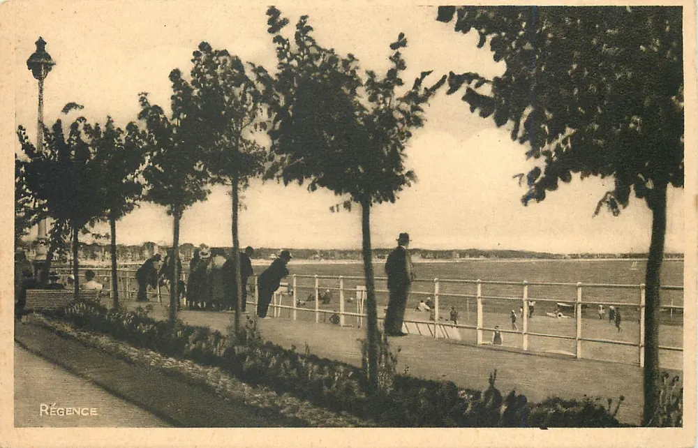 La Baule — Die Esplanade des Casinos — Edition Régence - Vorderseite