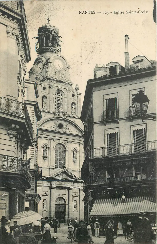 NANTES — 125 — Igreja de Santa Cruz - Frente