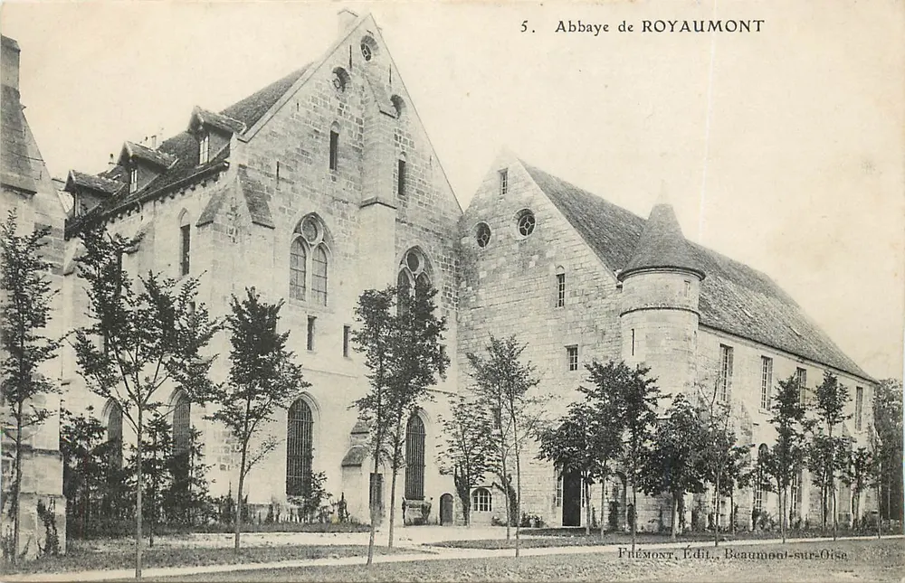 Abadia de Royaumont — vista do edifício — Fuhémont, Édil., Beaumont-sur-Oise - Frente