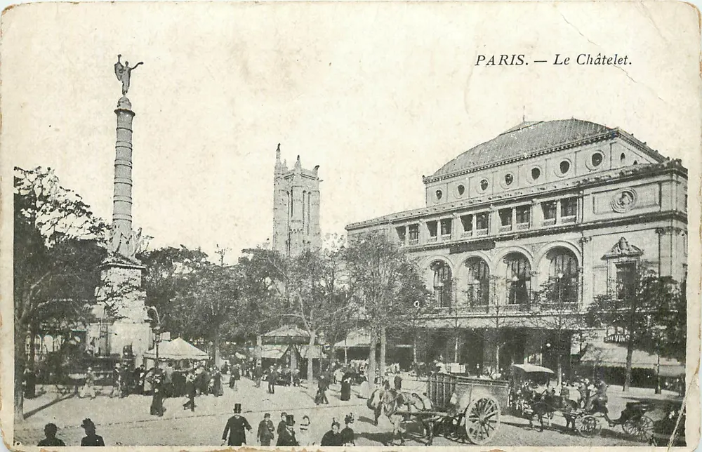 Paris — Le Châtelet — Monument aos Mortos e Teatro - Frente