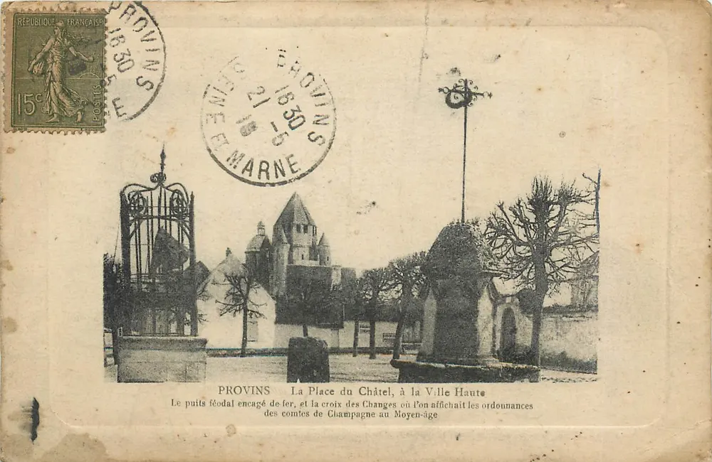 Provins — De Place du Châtel, aan de Ville Haute — uitgever onbekend - Voorkant