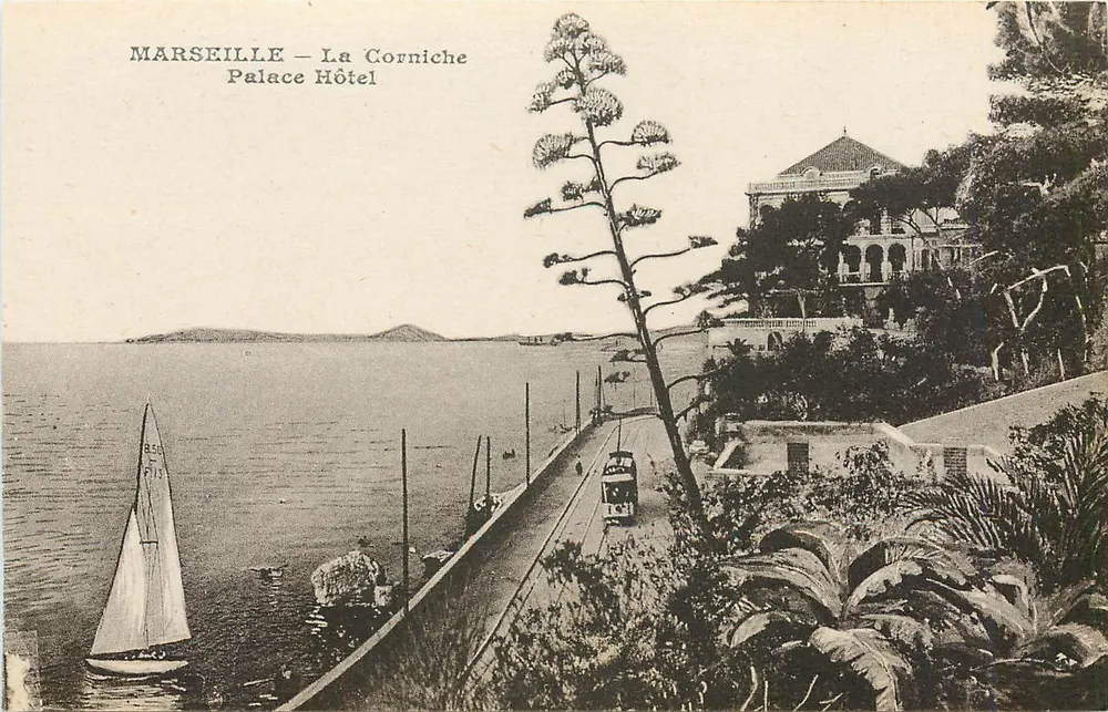 Marseille — The Promenade — Palace Hotel - Front