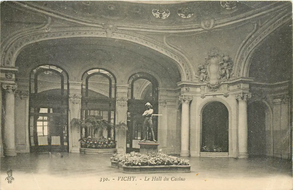 Vichy — O Salão do Cassino — Editor anônimo, n° 330 - Frente