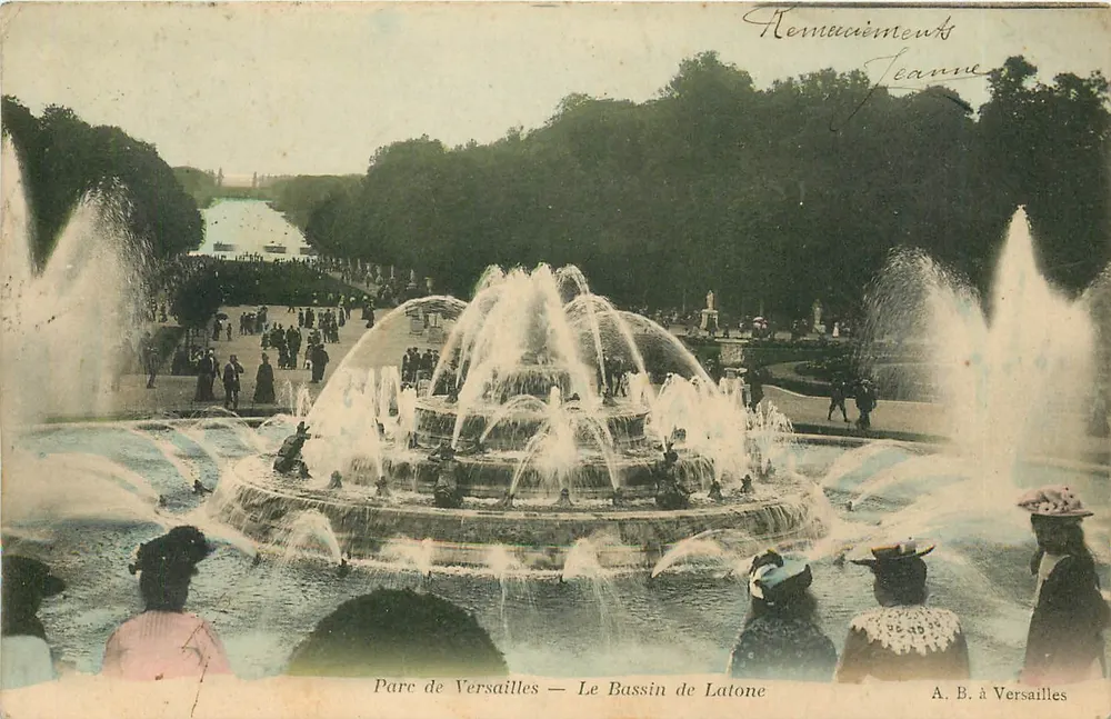 Parc de Versailles — Le Bassin de Latone — Hemacièmements Jeanne - Recto