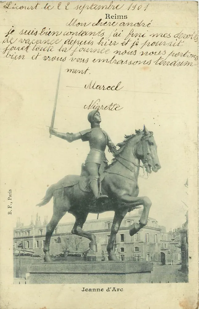Estátua de Joana d'Arc em Reims — B.F. Paris, número de série não visível - Frente