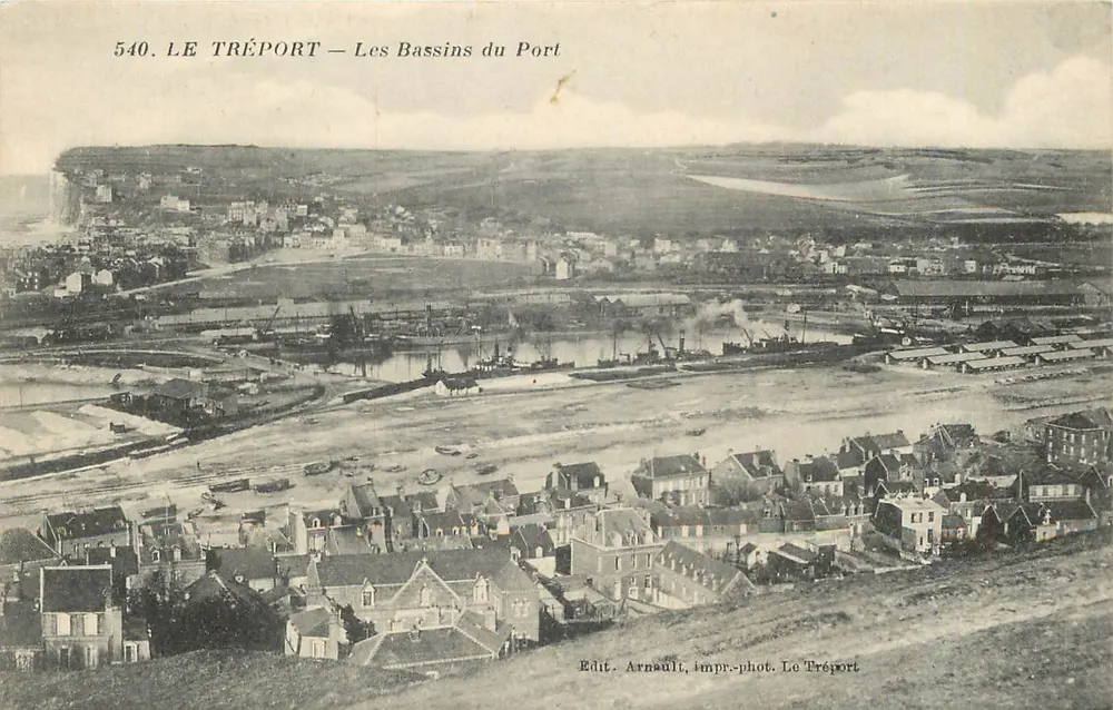 Le Tréport — Os Bassins do Porto — Edit. Arnault, imp. fot. Le Tréport - Frente