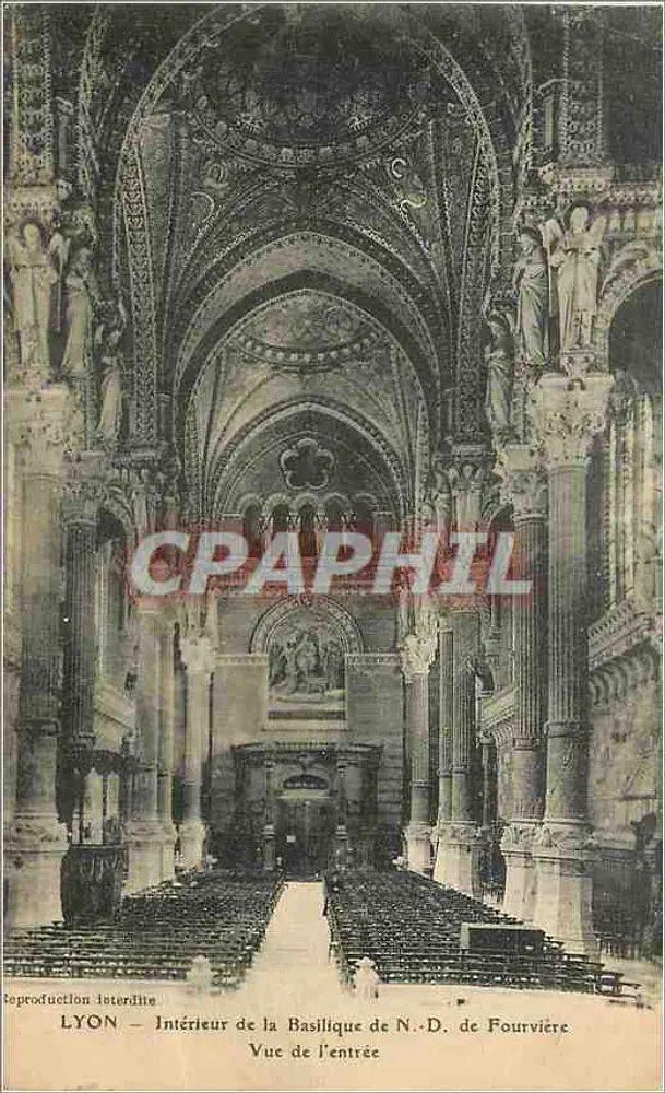LYON — Innenansicht der Basilika Notre-Dame de Fourvière — Ansicht des Eingangs - Vorderseite