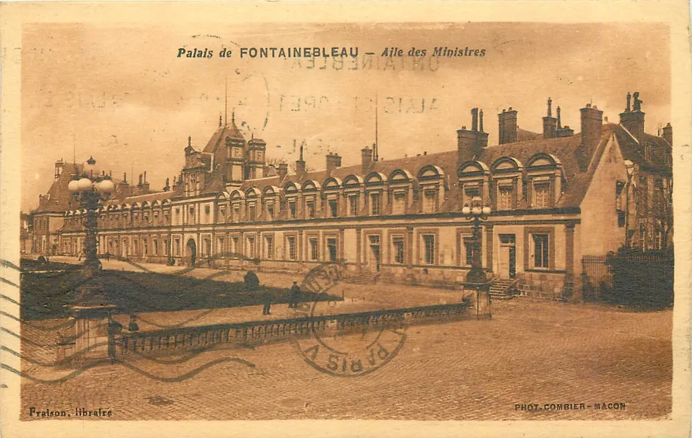 Schloss Fontainebleau — Flügel der Minister — Fot. Combier - Mâcon - Vorderseite